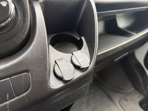 Used 2019 RAM ProMaster 3500 w/ Interior Convenience Group image 22