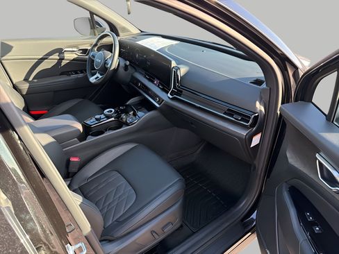 Used 2025 Kia Sportage X-Line Prestige image 11