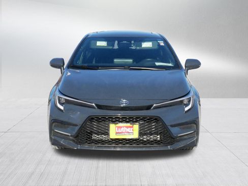 Used 2023 Toyota Corolla SE w/ SE Premium Package image 2