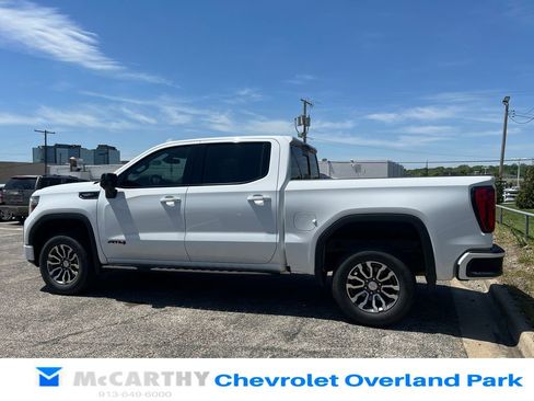 Used 2021 GMC Sierra 1500 AT4 w/ AT4 Premium Package AWD/4WD image 5