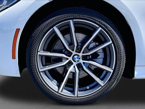 Used 2019 BMW 330i Sedan w/ Convenience Package RWD image 6