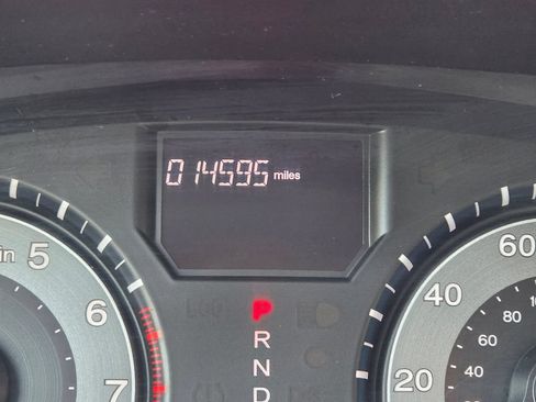 Used 2011 Honda Odyssey LX image 26