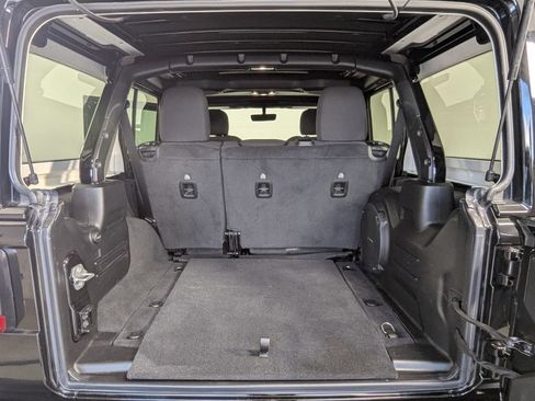 Used 2022 Jeep Wrangler Unlimited Sport w/ Sun And Sound Package AWD/4WD image 25