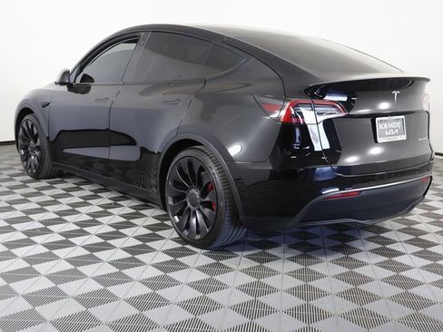 Used 2022 Tesla Model Y Performance image 6