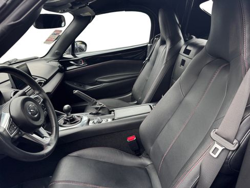 Used 2019 MAZDA MX-5 Miata Club w/ Brembo/BBS Package RWD image 9