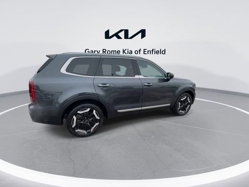 Certified 2023 Kia Telluride S image 9