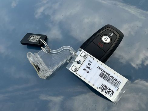 Used 2025 Ford Bronco 4-Door w/ Sasquatch Package AWD/4WD image 36