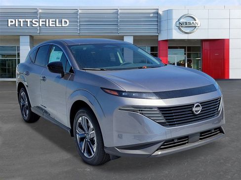 New 2025 Nissan Murano SV image 1