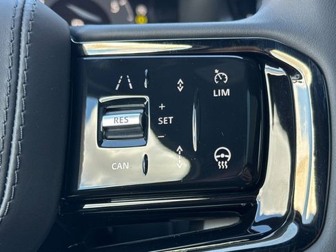 New 2026 Land Rover Range Rover Velar S AWD/4WD image 29