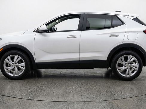 Used 2025 Buick Encore GX Preferred AWD/4WD image 5