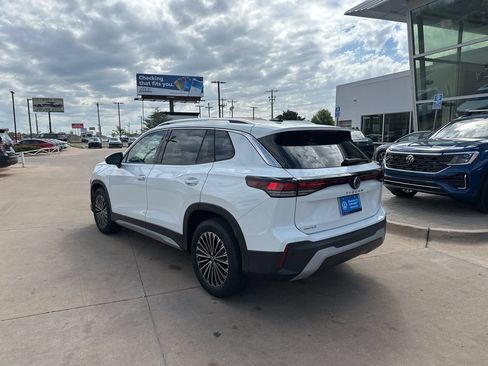 New 2026 Volkswagen Tiguan S FWD image 7