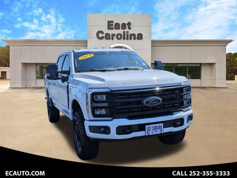 Used 2024 Ford F250 Lariat w/ Lariat Ultimate Package AWD/4WD image 1