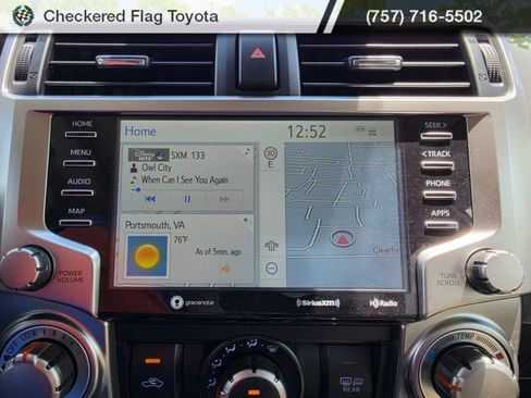 Used 2024 Toyota 4Runner SR5 Premium w/ Moonroof Package AWD/4WD image 17