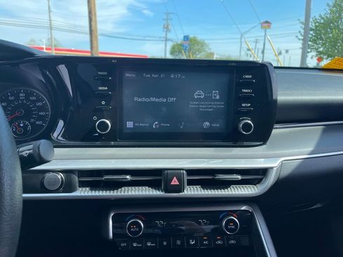 Used 2023 Kia K5 LXS image 13