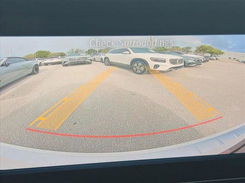 New 2026 Mercedes-Benz GLB 250 image 12