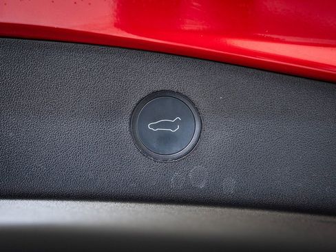 Used 2021 Tesla Model 3 Standard Range Plus image 17