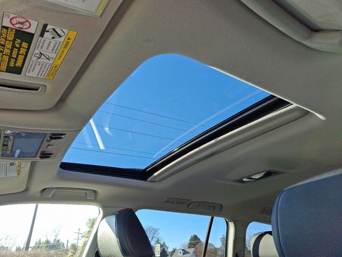 Used 2021 Toyota Land Cruiser image 14