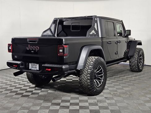 Used 2020 Jeep Gladiator Rubicon image 5
