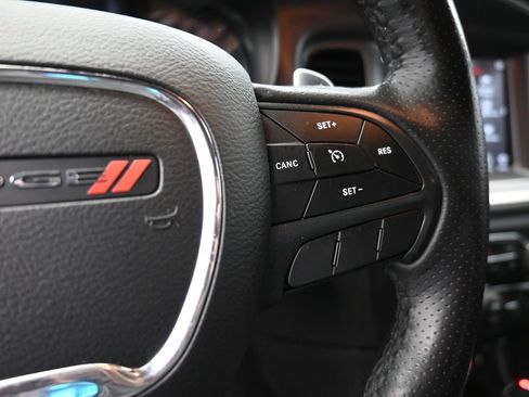 Used 2019 Dodge Charger R/T w/ Blacktop Package image 27