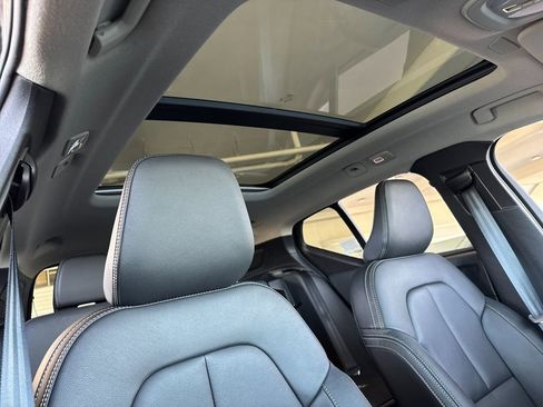 New 2026 Volvo XC40 B5 Core image 16