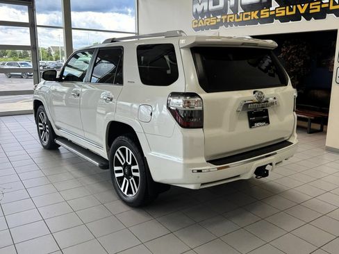 Used 2022 Toyota 4Runner Limited AWD/4WD image 2