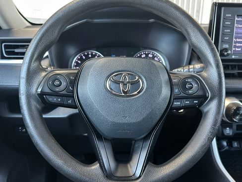 Certified 2021 Toyota RAV4 XLE FWD image 22