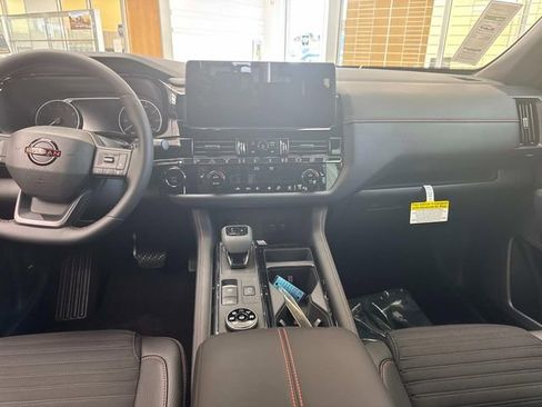 New 2026 Nissan Pathfinder Rock Creek image 18