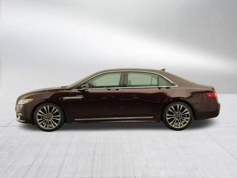 Used 2019 Lincoln Continental Reserve image 8