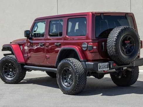 Used 2021 Jeep Wrangler Unlimited Rubicon w/ LED Lighting Group AWD/4WD image 3