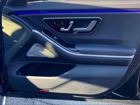 Certified 2022 Mercedes-Benz S 580 4MATIC Sedan image 19