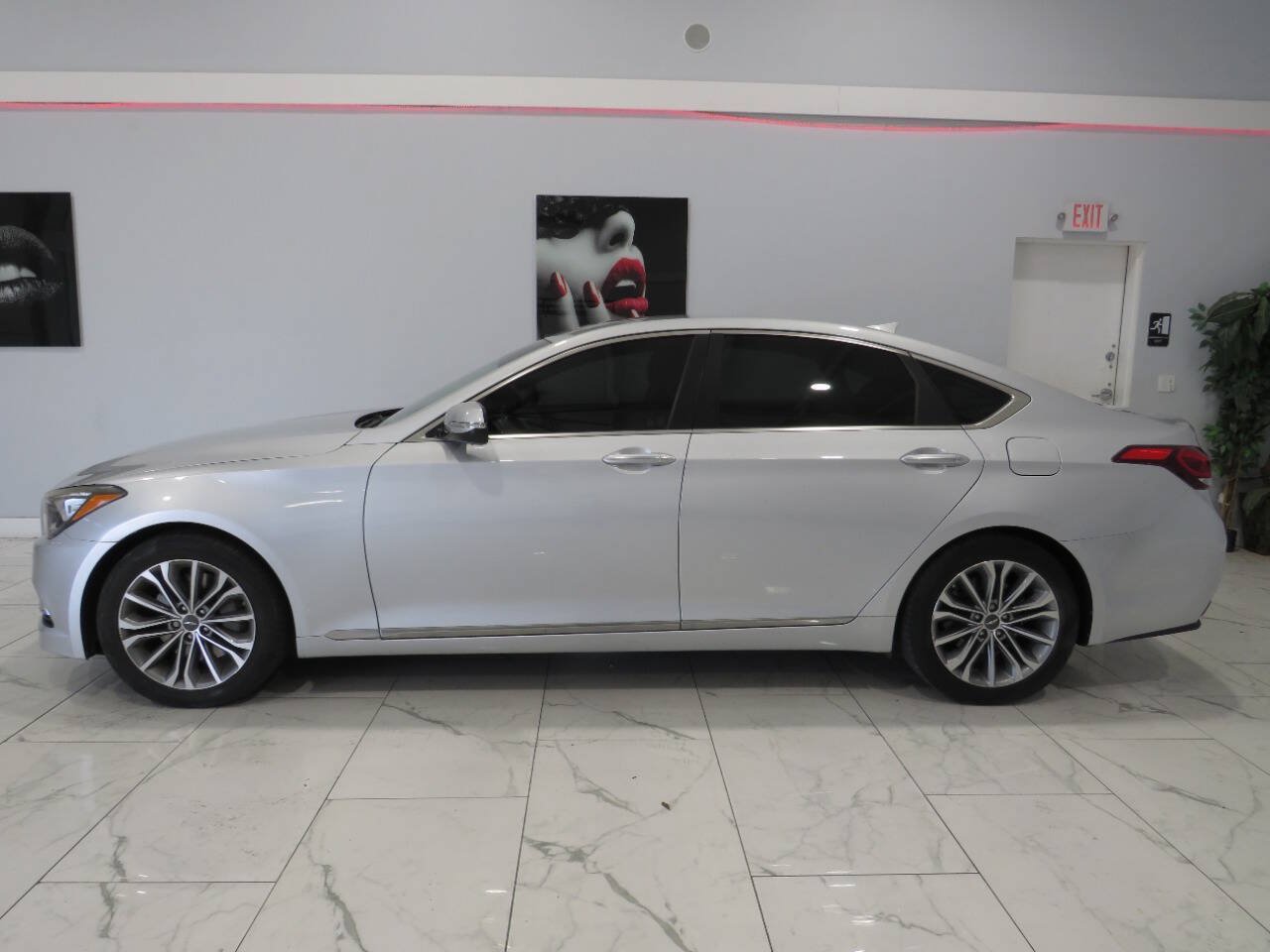 Used 2017 Genesis G80 3.8 RWD image 7