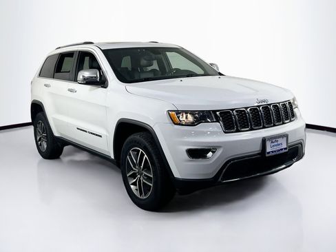 Used 2022 Jeep Grand Cherokee Limited image 3