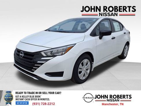Used 2025 Nissan Versa S w/ Trunk Package image 11