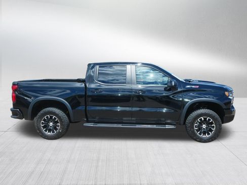 Used 2023 Chevrolet Silverado 1500 ZR2 w/ Technology Package AWD/4WD image 8