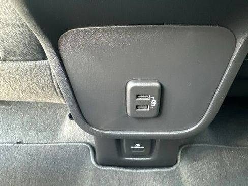 Used 2023 GMC Terrain SLT w/ Infotainment Package II AWD/4WD image 25