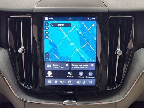 New 2025 Volvo XC60 T8 Plus w/ Protection Package Premier AWD/4WD image 17