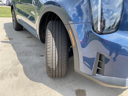 New 2026 Kia Sorento S AWD/4WD image 17