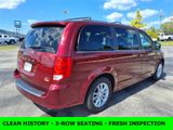 Used 2019 Dodge Grand Caravan SXT image 3