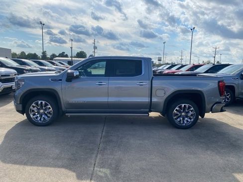 New 2026 GMC Sierra 1500 Denali image 3