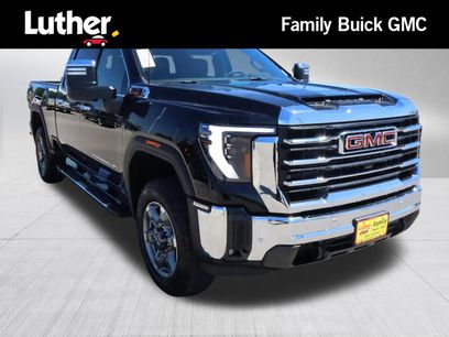New 2026 GMC Sierra 3500 SLT w/ SLT Premium Package