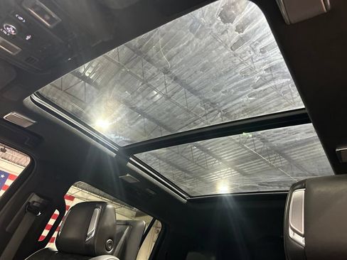 Used 2021 Cadillac Escalade ESV Sport Platinum AWD/4WD image 14