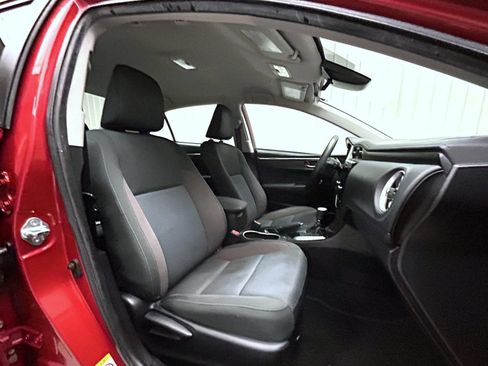 Used 2019 Toyota Corolla LE FWD image 15