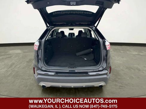 Used 2021 Ford Edge Titanium image 14