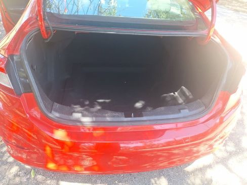 Used 2017 Chevrolet Cruze LS image 4