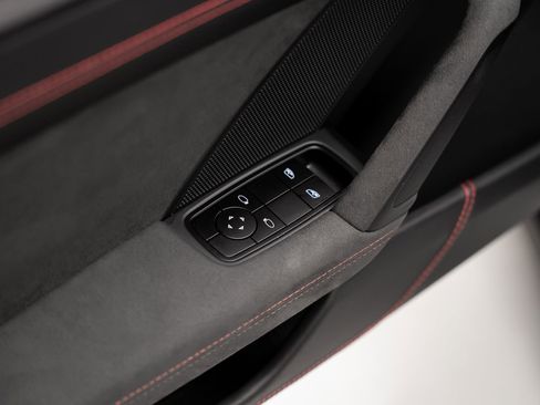 Used 2024 Porsche 911 GT3 image 59