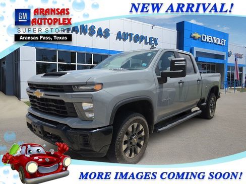 Used 2025 Chevrolet Silverado 2500 Custom w/ Custom Convenience Package AWD/4WD image 1