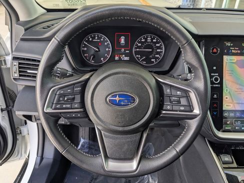 Used 2025 Subaru Outback Premium image 15