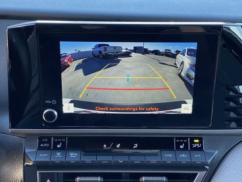 Certified 2025 Toyota Camry SE image 23