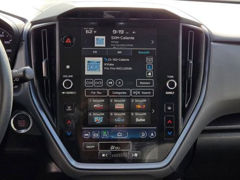 Certified 2024 Subaru Crosstrek 2.5i Limited w/ Crosstrek Mirror Package image 19