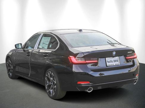 New 2026 BMW 330i Sedan image 4